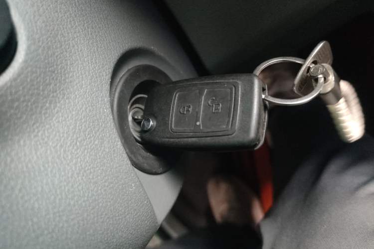 Used Karry Jiangtun E5 2024 268 km Range Open-Window 6-Seater Version
