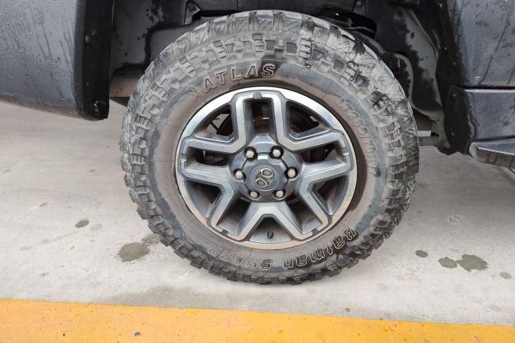 Used BAIC Off-Road BJ40 2016 40L 2.3T Automatic All-Wheel Drive Premium Edition