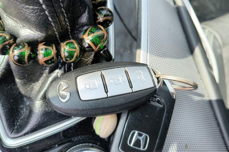 Used Infiniti Q50 2014 3.7L Comfort Edition