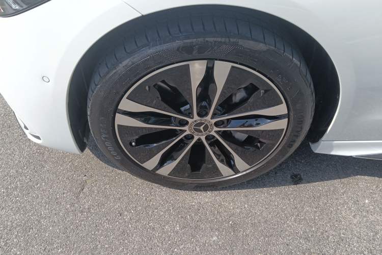 Used Mercedes-Benz C-Class New Energy 2023 Second Facelift C 350 eL Left Front Wheel Hub