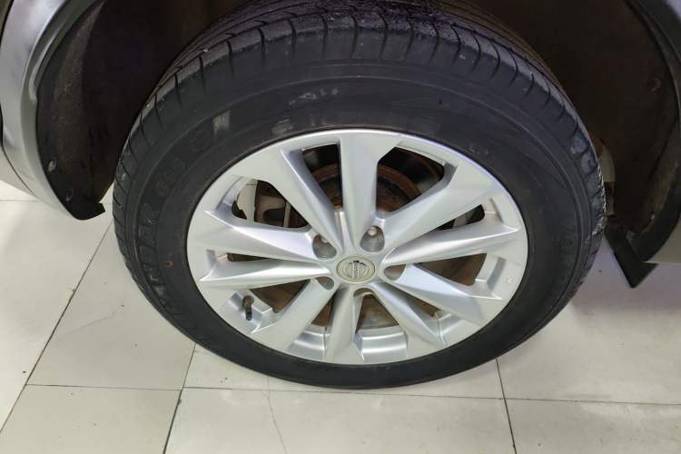 Used Nissan Qashqai 2016 2.0L CVT Elite Edition Right Rear Wheel Hub