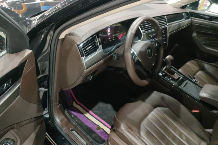 Used Volkswagen Phideon 2021 380TSI Luxury Edition