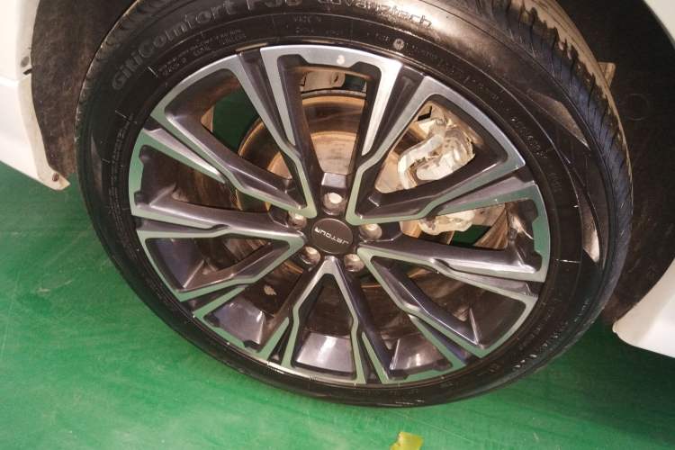 Used JETOUR X70 2021 Zhuge 1.6T DCT Kongming 7-Seater
