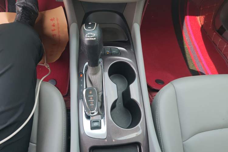 Used Chevrolet Malibu XL 2019 535T CVT Rui Xing Edition Gear Lever