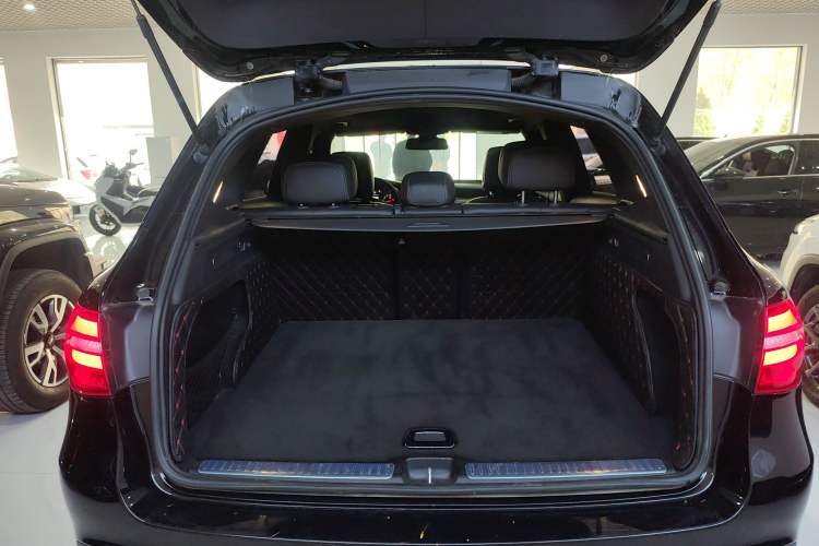 Used Mercedes-Benz GLC 2016 GLC 260 4MATIC Dynamic Edition