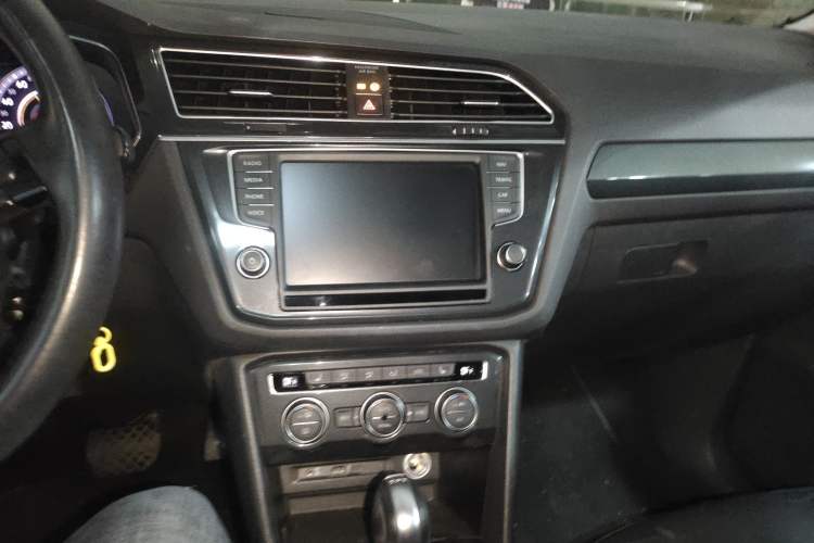 Used Volkswagen Tiguan 2017 330TSI All-Wheel-Drive Innovation Model