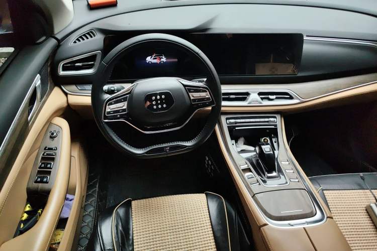 Used Landian E5 2023 1.5L DE-i 100KM Comfort Edition 7-Seater Steering Wheel