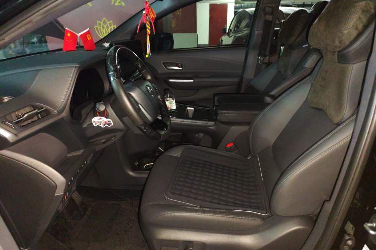 Used Toyota SIENNA 2024 2.5L Hybrid Four-Wheel Drive Prestige Edition
