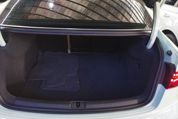 Used Audi A3 2018 30th Anniversary Edition Limousine 35 TFSI Fashion Model
