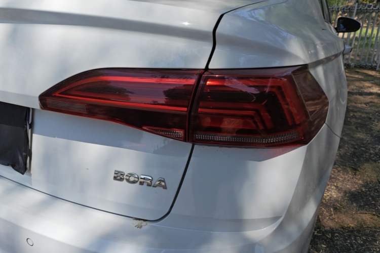 Used Volkswagen Bora 2019 Revised Version 1.5L Automatic Fashionable Style China VI
