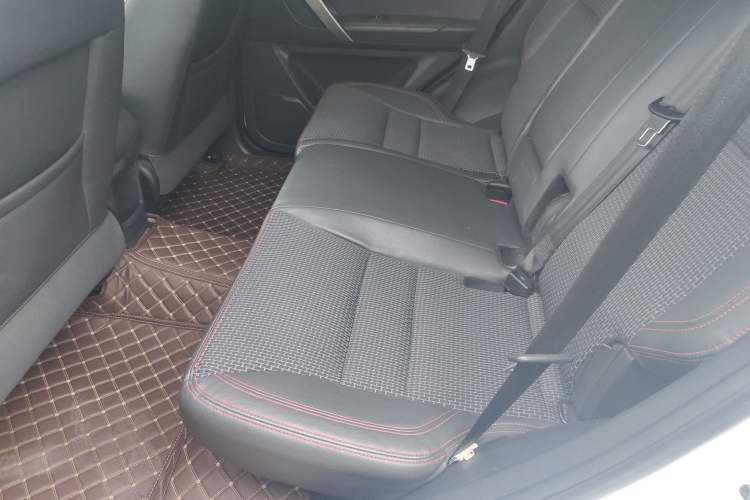 Used Chery Tiggo 3 2016 1.6L Manual ZhiShang Edition Left Rear Seat