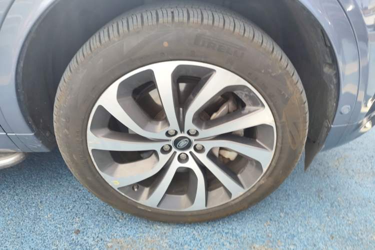 Used Land Rover Discovery Sport New Energy 2021 P300e Performance Tech Edition