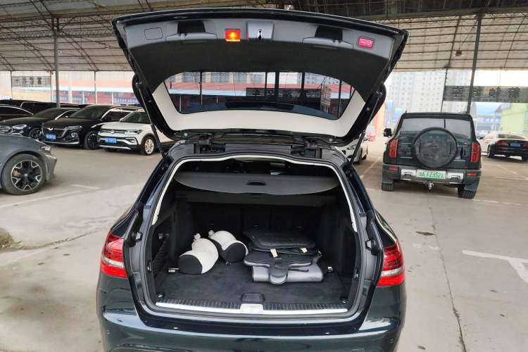 Used Mercedes-Benz C-Class (Import) 2019 C 260 Estate
