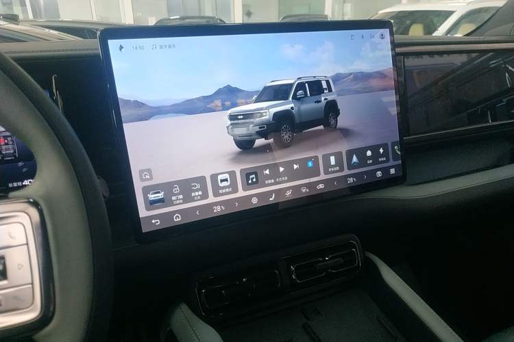 Used Formula Leopard 5 2023 Navigator Edition Audio And AC Panel