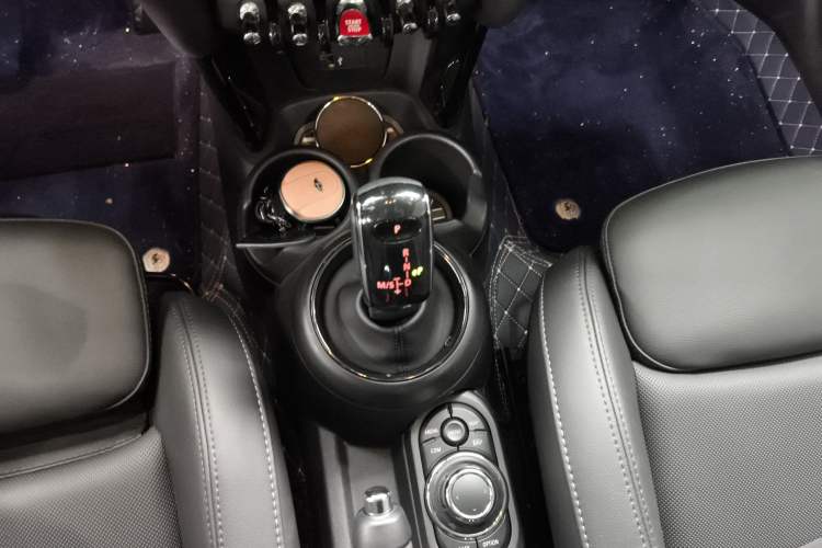 Used MINI MINI 2022 2.0T COOPER S Classic Edition
