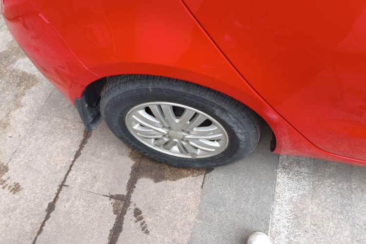 Used Kia K2 2012 Hatchback 1.4L MT Cool Edition Commemorative Model