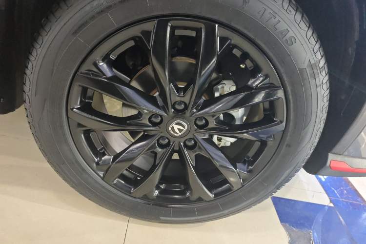 Used CHANGAN X5 PLUS 2024 1.5T DCT ZhiZun Version
