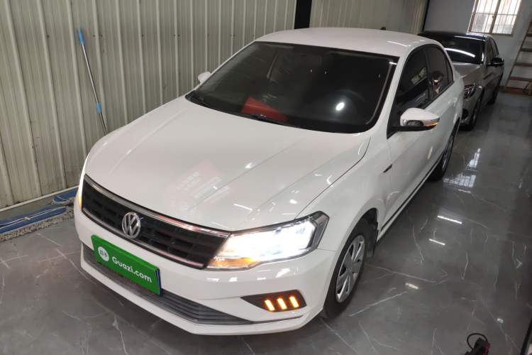 Used Volkswagen Jetta 2017 1.5L Automatic Fashion Model