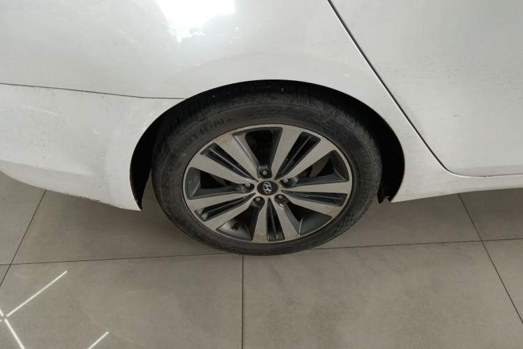 Used Hyundai Mistra 2016 1.8L Automatic Smart GLS Exterior 5