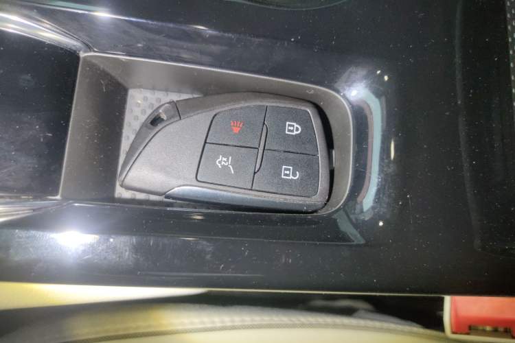 Used Buick Envision 2024 Encore Plus AWD Avenir
