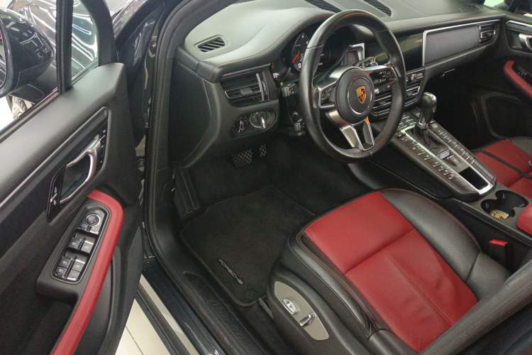 Used Porsche Macan 2018 Macan 2.0T