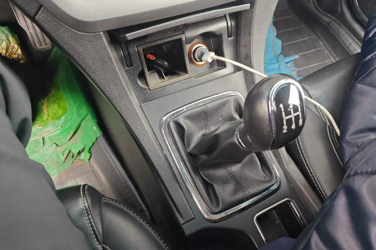 Used Geely Auto Emgrand 2016 Sedan 1.5L Manual Upward Edition Gear Lever