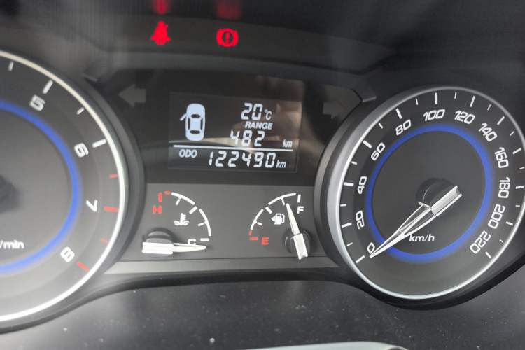 Used Changan Alsvin V7 2016 1.6L Manual Joyride Model China V Standard