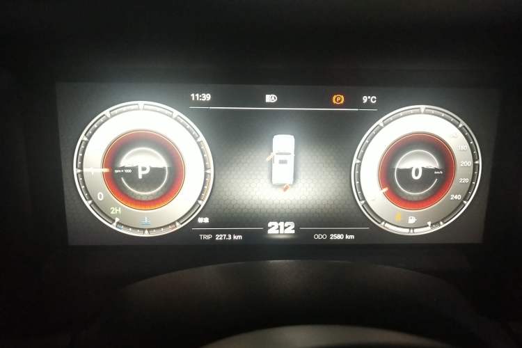 Used 212 T01 2025 2.0T Changfeng