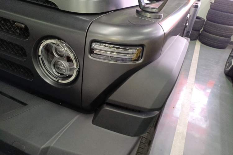 Used 212 T01 2024 2.0T Explorer
