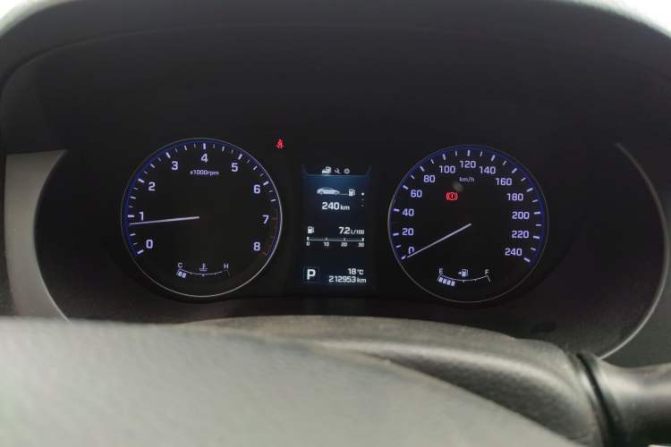 Used Hyundai Mistra 2014 1.8L Automatic Deluxe DLX Model
