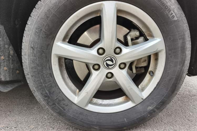 Used Dongfeng Fengon 500 2021 1.5L Manual Enjoyment Model Right Front Wheel Hub