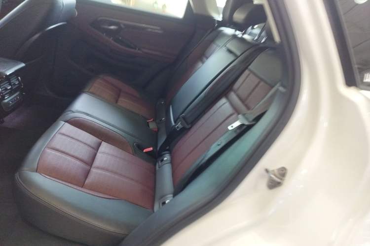 Used Land Rover Range Evoque 2022 Range Rover L 249 PS R-Dynamic HSE Luxury Edition
