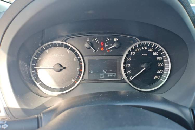 Used Nissan Sylphy 2019 Classic 1.6XE CVT Comfort Edition Instrument Cluster