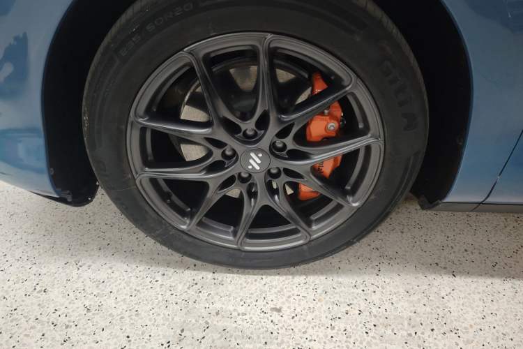 Used IM LS6 2025 Lingxi Intelligent Driving Edition Left Front Wheel Hub