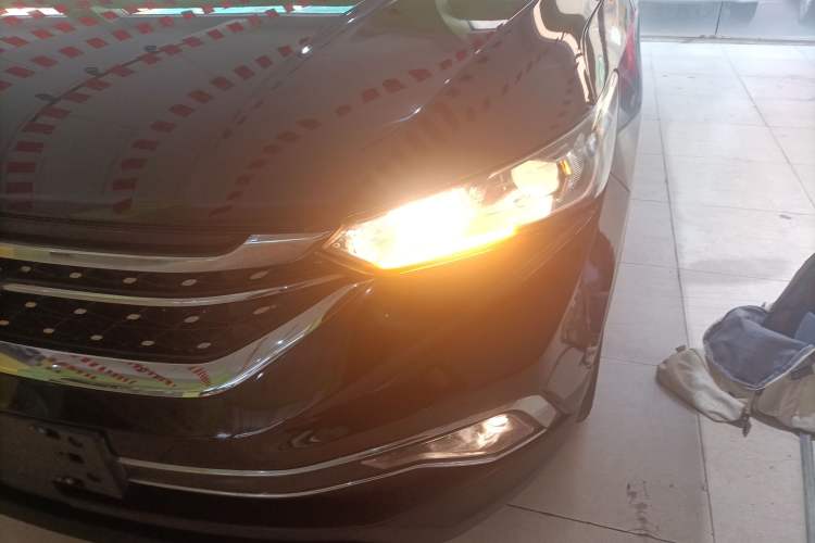 Used Dongfeng Aeolus AX7 2020 1.6T Automatic AI Pioneer Model China VI Standard
