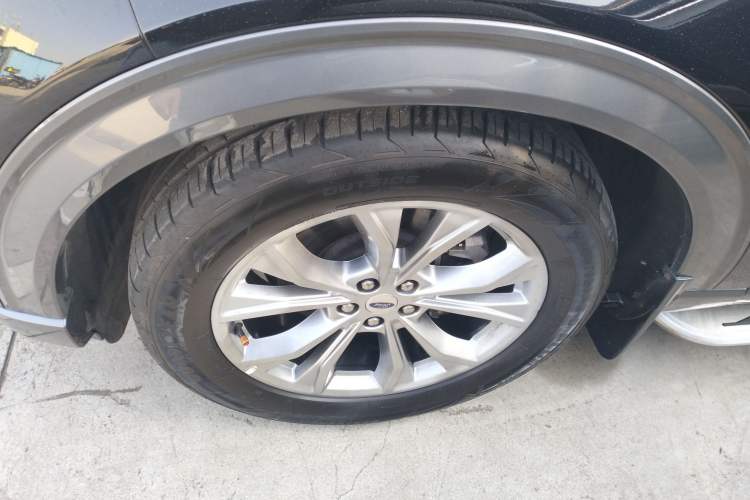 Used Ford Explorer 2020 EcoBoost 285 Rear-Drive Trend Edition 7-Seater