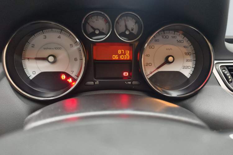 Used Peugeot 308 2014 Enjoy Edition Classic 1.6L Manual Fashion Model
