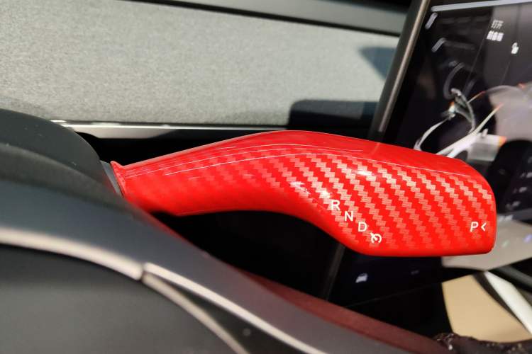 Used Tesla Model Y 2024 Rear-Wheel-Drive Version
