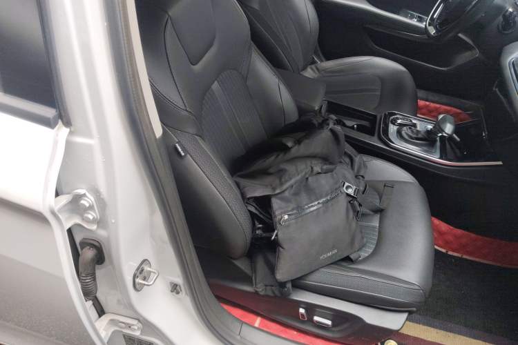 Used Dongfeng Aeolus Yixuan 2020 230T Automatic Cool Edition
