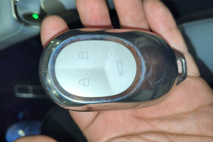 Used Nio ES8 2024 75 kWh Executive Edition Interior 1