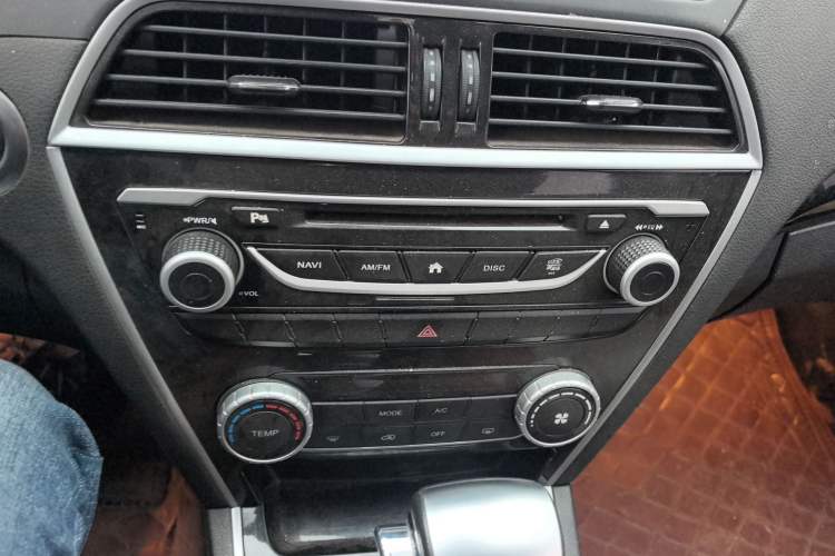 Used Leopaard CS10 2016 2.0T Automatic Leading Edition
