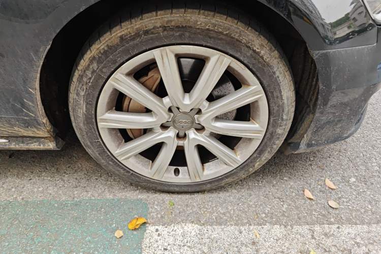 Used Audi A6L 2016 50 TFSI quattro Luxury Edition Right Front Wheel Hub