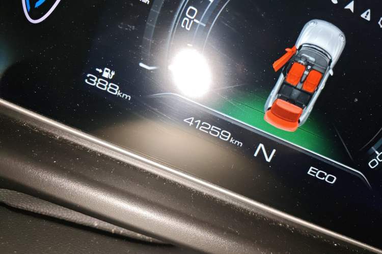 Used ORA Good Cat 2022 Morandi Edition 400km Standard Range Premium Version Lithium-Ion Battery