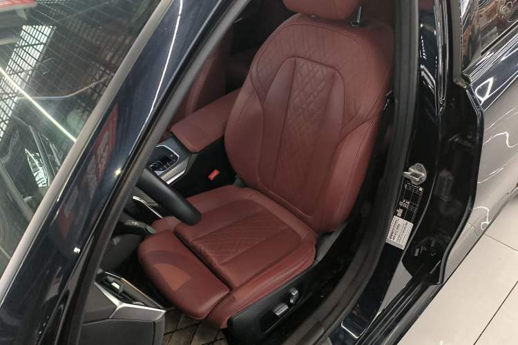 Used BMW 3 Series 2023 325i M Sport Night Edition Package
