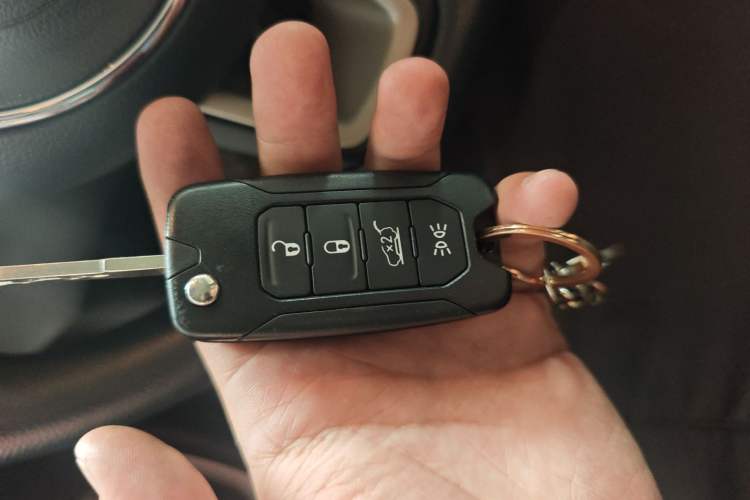 Used Jeep Renegade 2018 Connected Large Screen Version 180T Automatic High-Energy Edition Vehicle Key