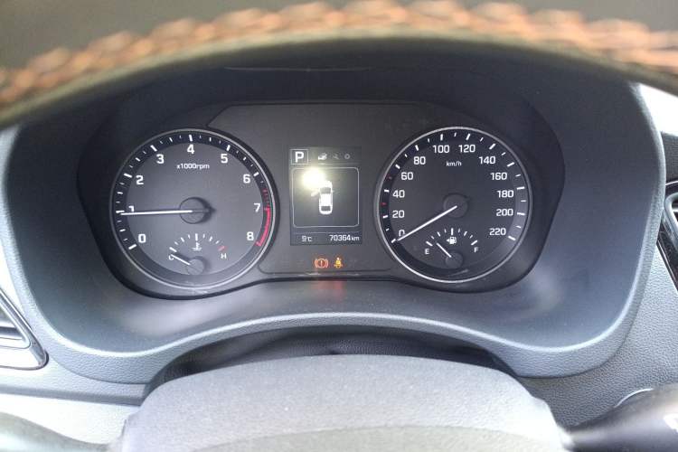 Used Hyundai Verna RV 2017 1.4L Automatic Sport Version National Emission Standard V