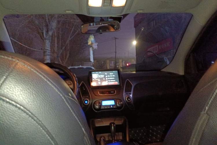 Used Hyundai ix35 2012 2.0L Automatic Two-Wheel Drive Elite Edition GLS
