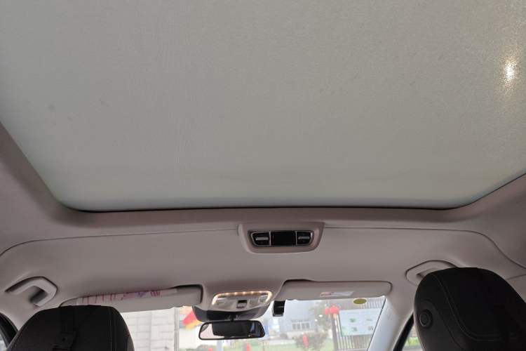 Used Mercedes-Benz V-Class 2021 V 260 Avantgarde Edition