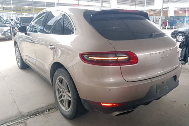 Used Porsche Macan 2017 Macan 2.0T Rear Left 45 Deg