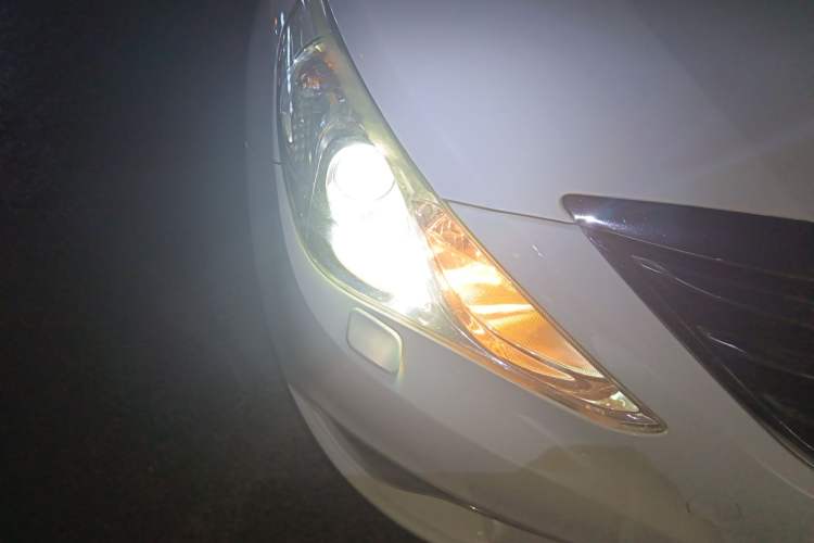 Used Hyundai Sonata 2013 2.4L Automatic Luxury Version China IV Standard